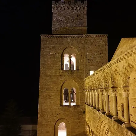 Porta Terra Дом отдыха Чефалу